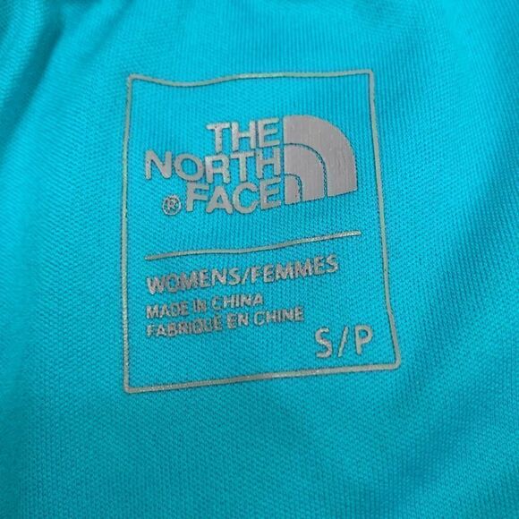 The North Face Women’s Reflex Core Athletic Shorts - Picture 8 of 12